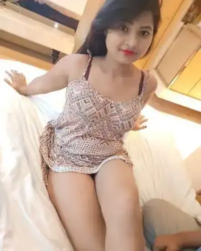 Call Girls in Ganeshpeth
